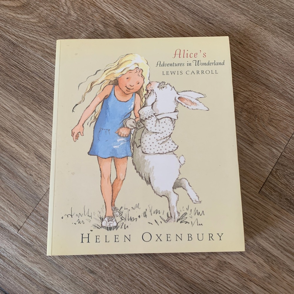Alice's Adventures in Wonderland Lewis Carroll Helen Oxenbury Candlewick Press